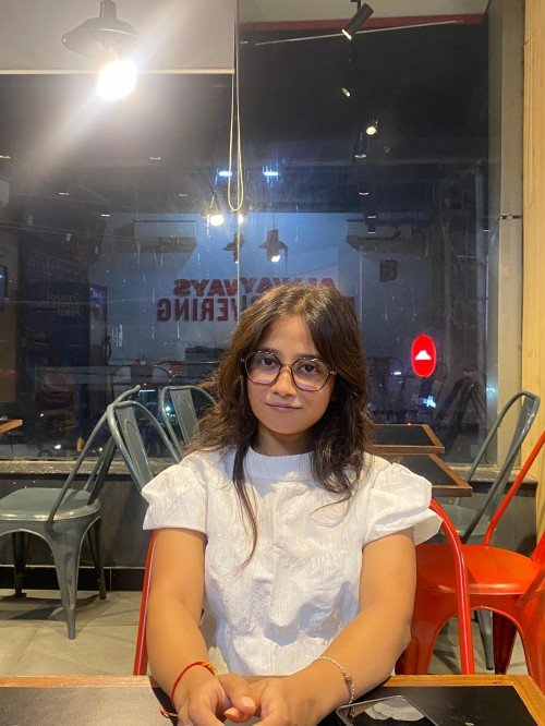 Surabhi singh  home tutor in Varanasi.